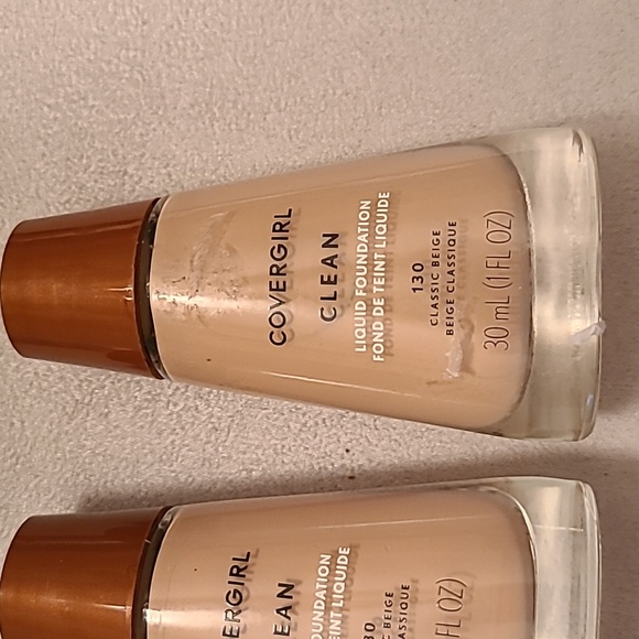 COVERGIRL MAKEUP BUNDLE OF 5 ITEMS - Picture 3 of 8